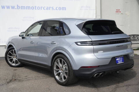 2024 Porsche Cayenne S