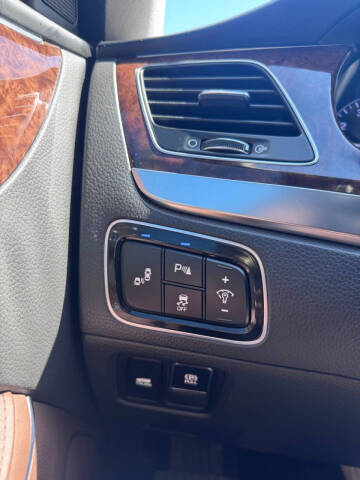 2015 Hyundai Equus Signature