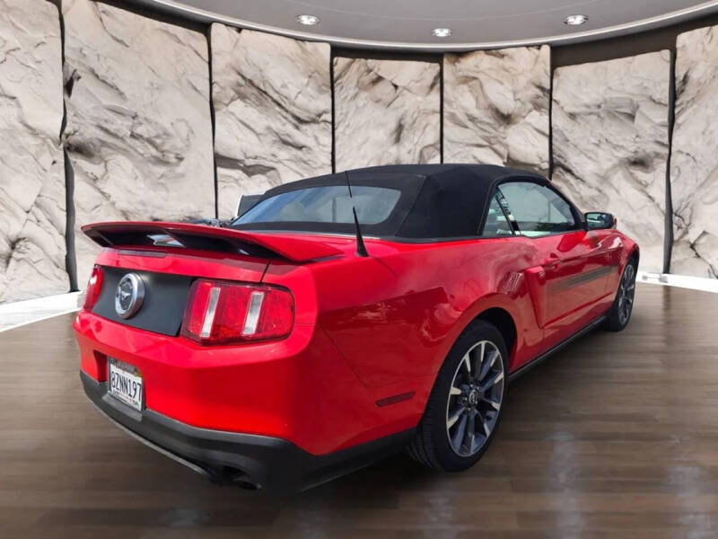 2012 Ford Mustang GT Premium