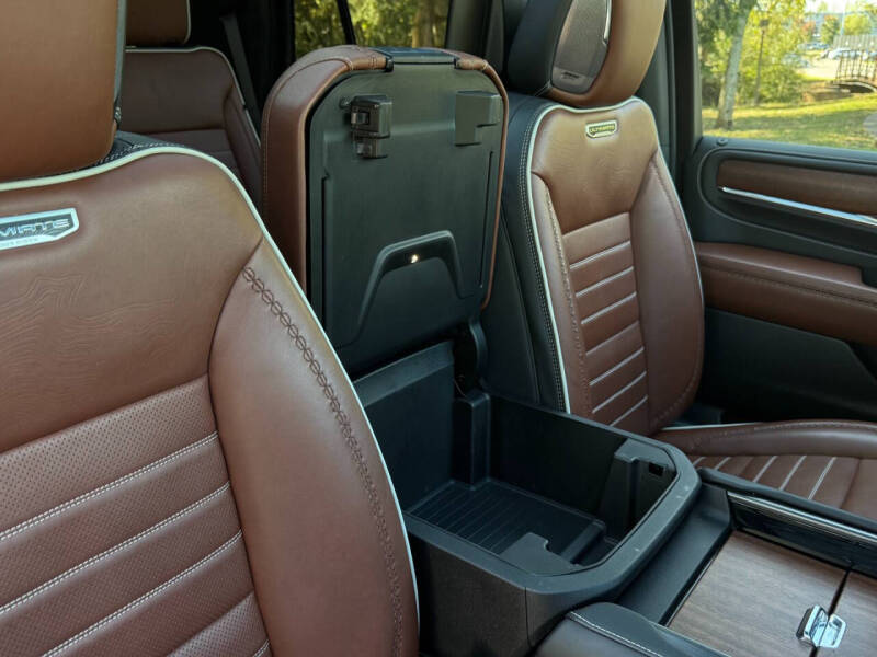 2024 GMC Yukon Denali Ultimate