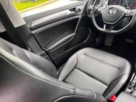 2018 Volkswagen Golf
