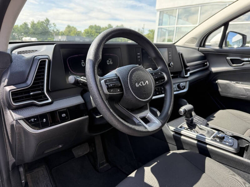 2024 Kia Sportage LX