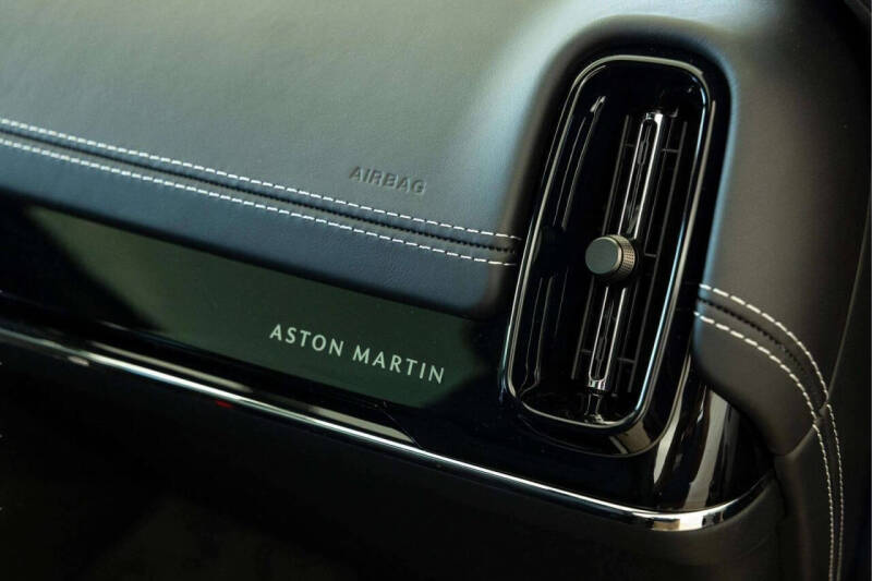 2026 Aston Martin DBX 707