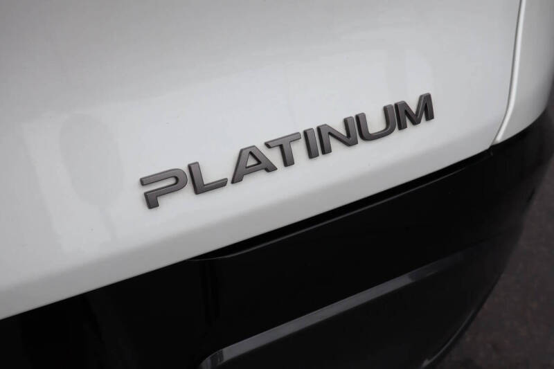 2025 Nissan Murano Platinum