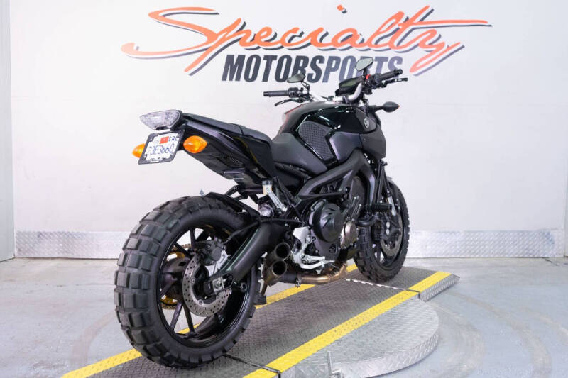 2016 Yamaha FZ-09