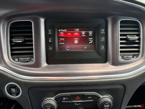 2016 Dodge Charger SE