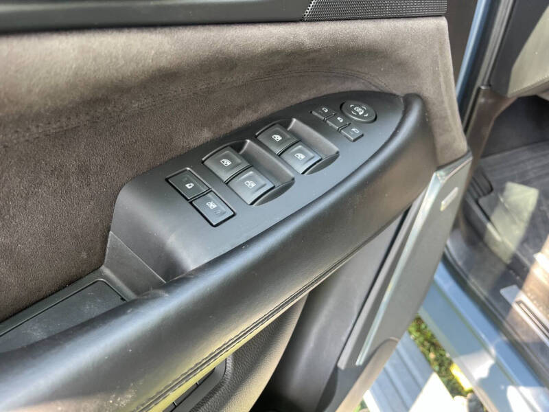 2015 Cadillac Escalade ESV Platinum