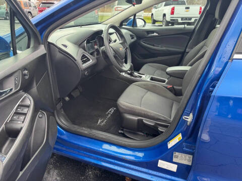 2018 Chevrolet Cruze LT Auto