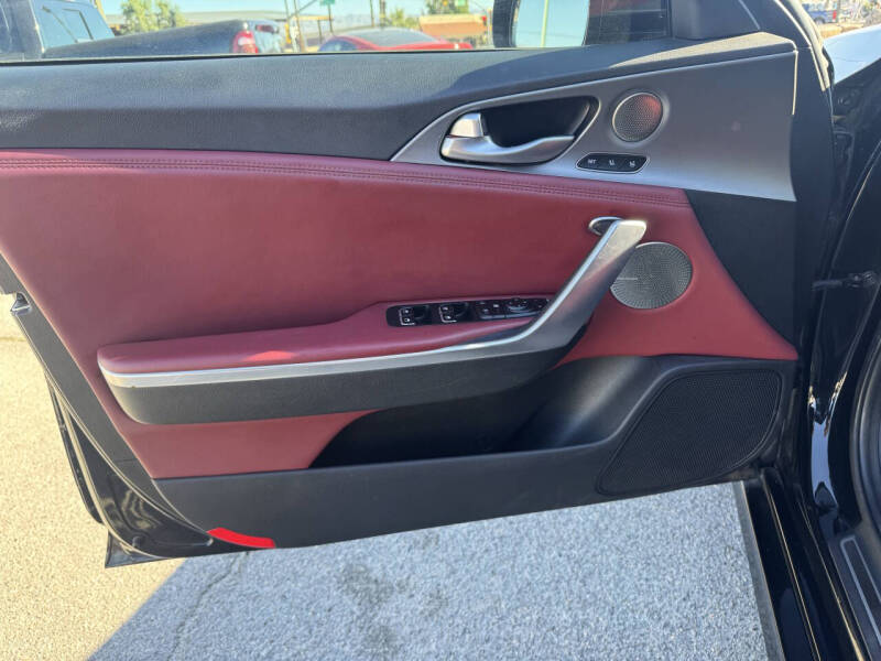 2018 Kia Stinger GT2