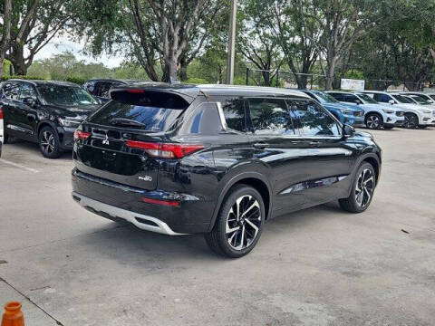 2025 Mitsubishi Outlander PHEV SEL