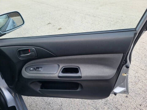 2004 Mitsubishi Lancer LS