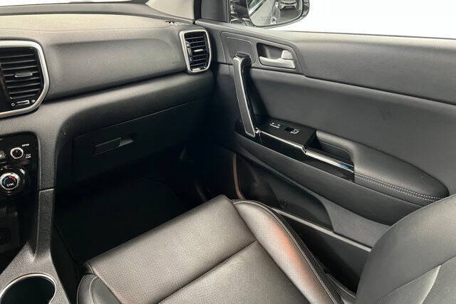 2020 Kia Sportage EX