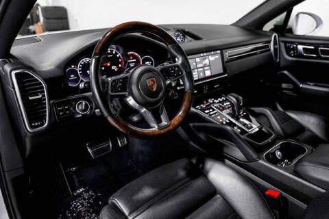 2020 Porsche Cayenne S Coupe