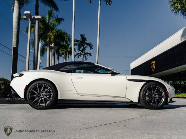 2019 Aston Martin DB11 Volante