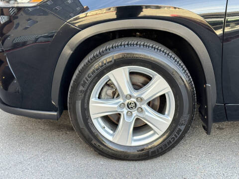 2020 Toyota Highlander L