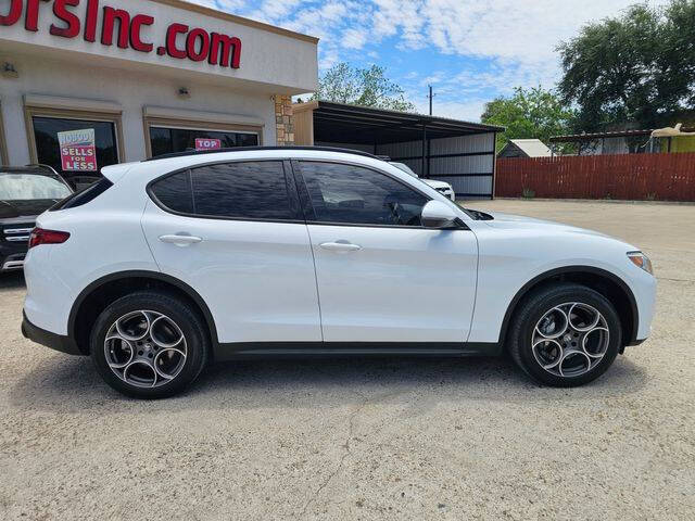 2022 Alfa Romeo Stelvio Sprint