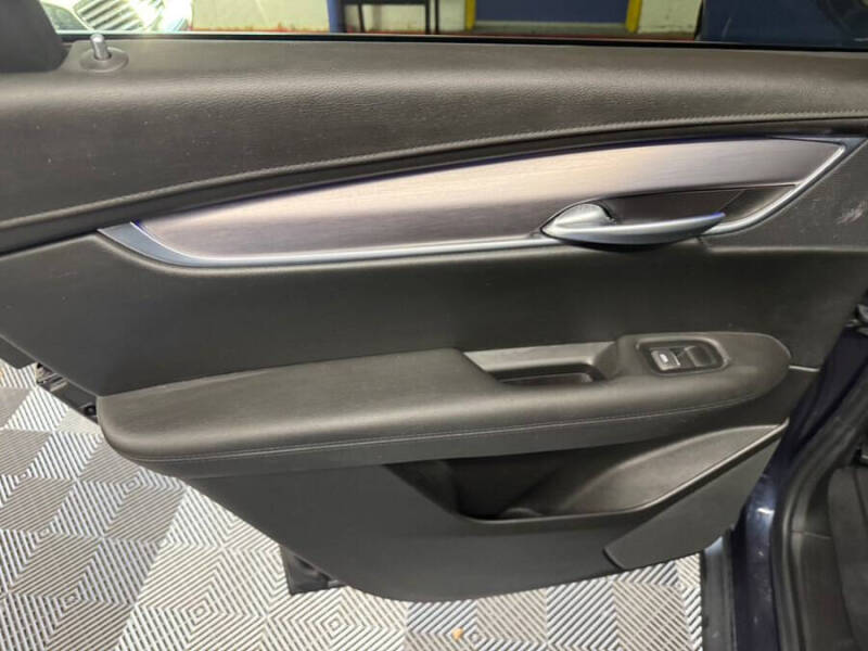 2018 Cadillac XT5 Premium Luxury