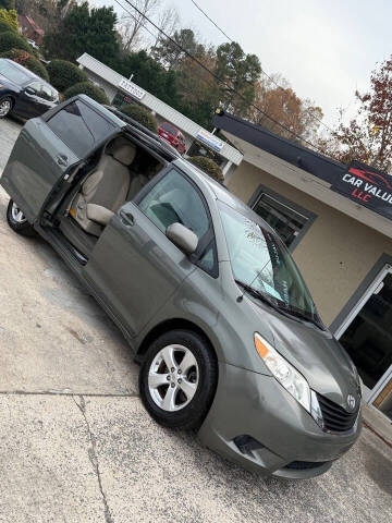 2012 Toyota Sienna LE 7-Passenger Auto Access Seat