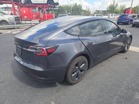 2021 Tesla Model 3 Standard Range Plus