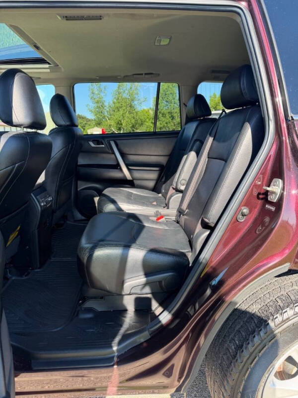 2012 Toyota Highlander SE