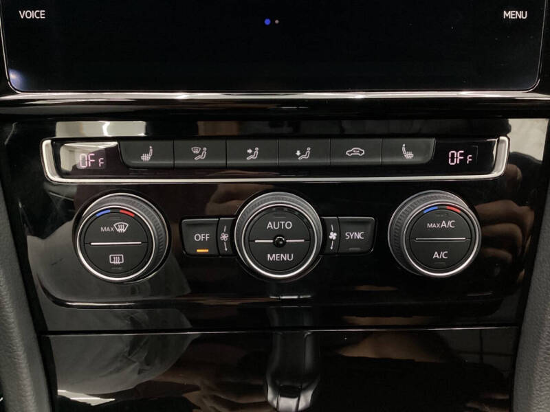2019 Volkswagen Golf R 4Motion