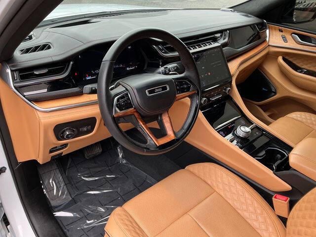 2023 Jeep Grand Cherokee Summit Reserve