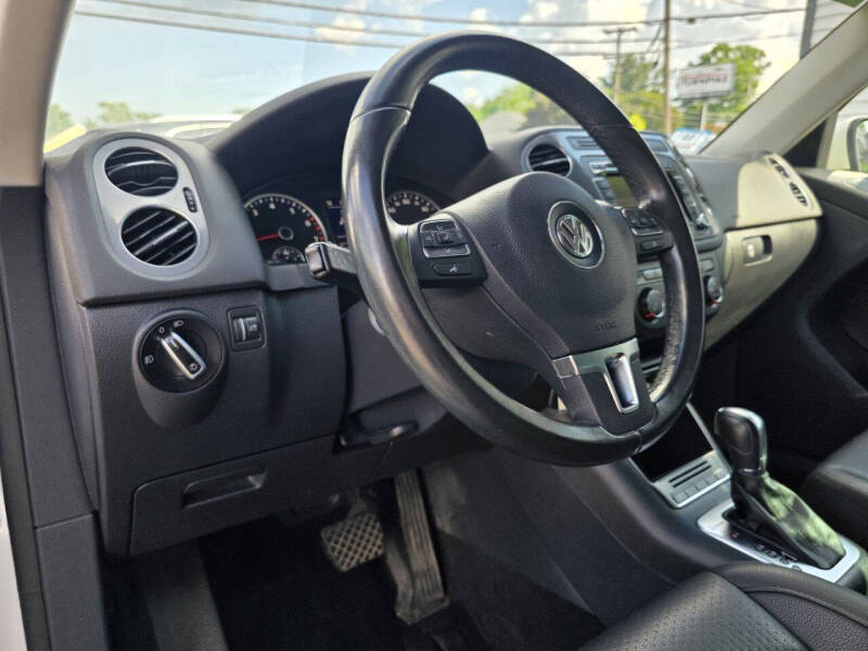 2013 Volkswagen Tiguan S 4Motion