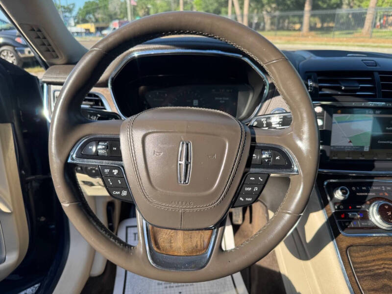 2017 Lincoln Continental Reserve