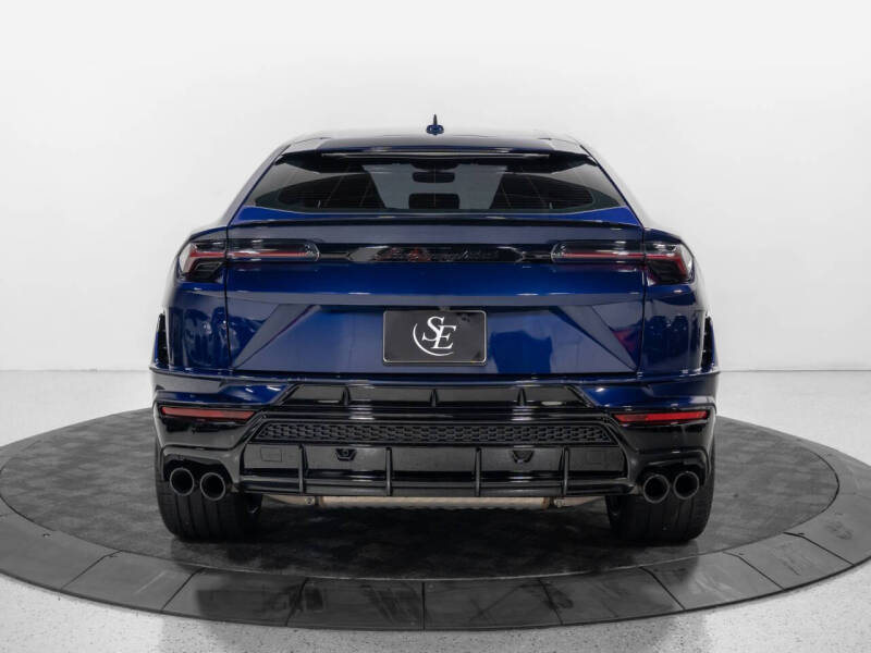2023 Lamborghini Urus S