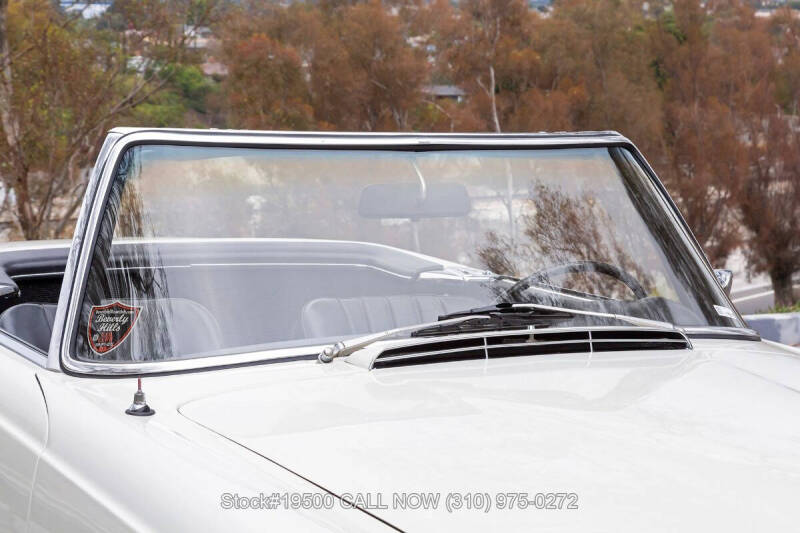 1967 Mercedes-Benz SL-Class