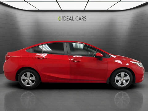 2017 Chevrolet Cruze LS Auto