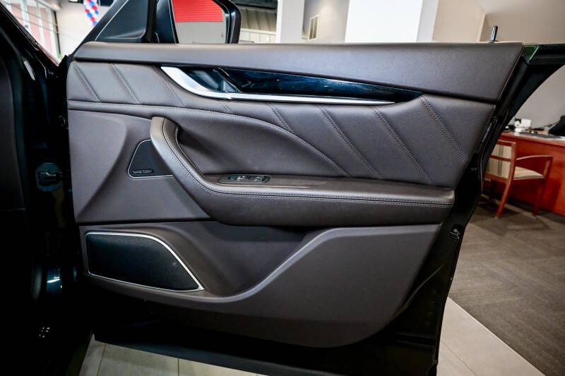 2022 Maserati Levante Modena