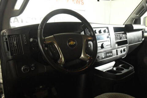 2017 Chevrolet Express LT 3500