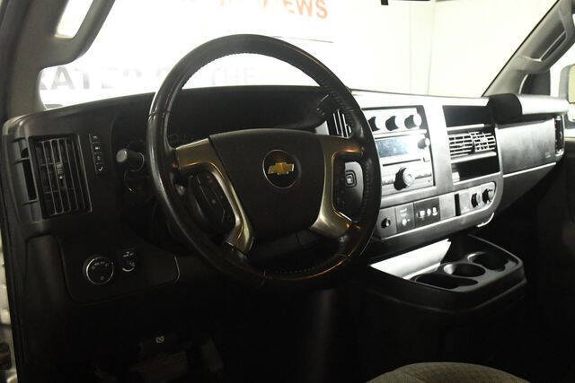 2017 Chevrolet Express LT 3500