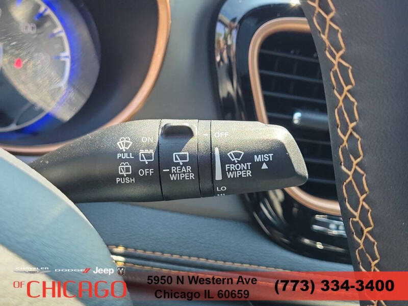 2027 Chrysler Pacifica Pinnacle