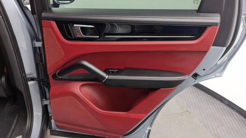 2021 Porsche Cayenne