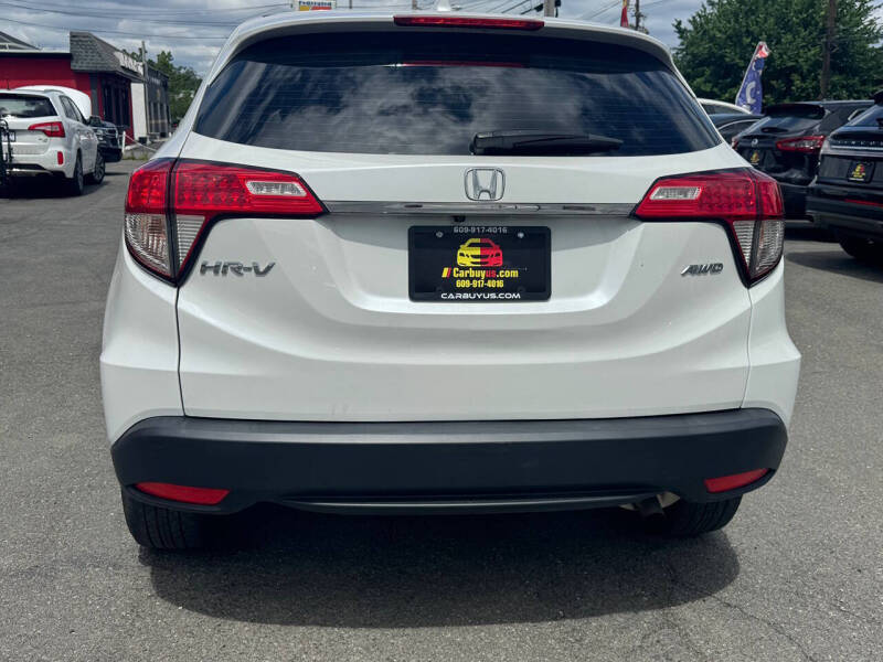 2022 Honda HR-V LX