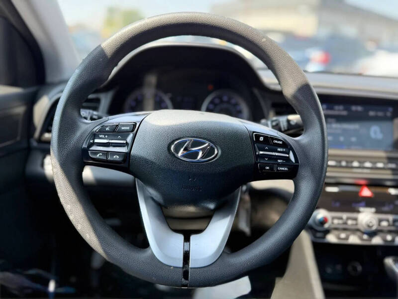 2020 Hyundai Elantra
