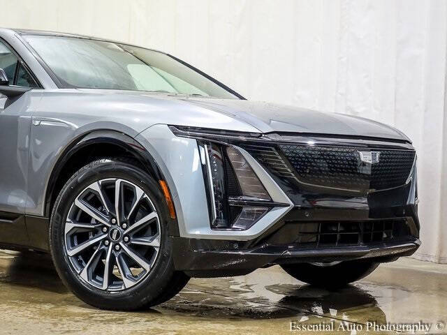 2025 Cadillac LYRIQ Sport 2