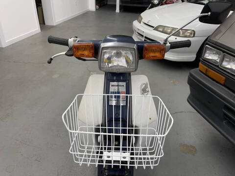 1989 Honda Super Cub Custom C90E
