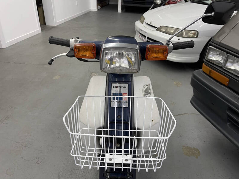 1989 Honda Super Cub Custom C90E