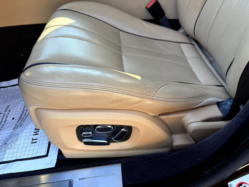 2014 Jaguar XJL Portfolio