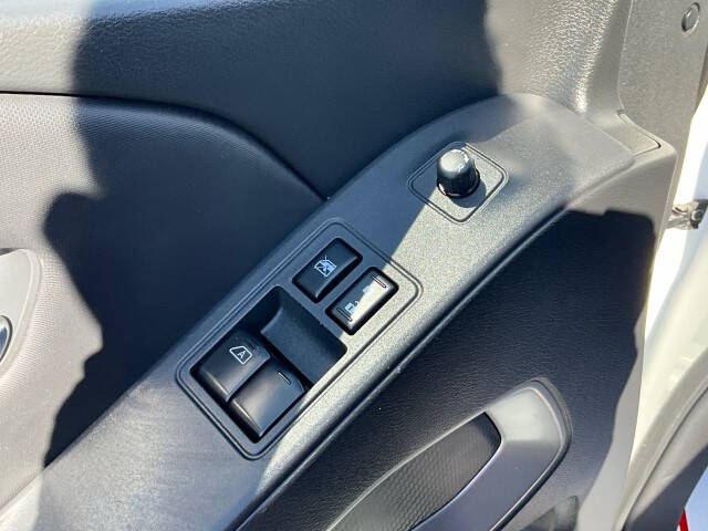 2022 Nissan Frontier S