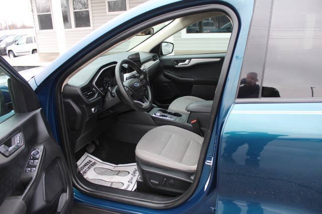 2020 Ford Escape SE