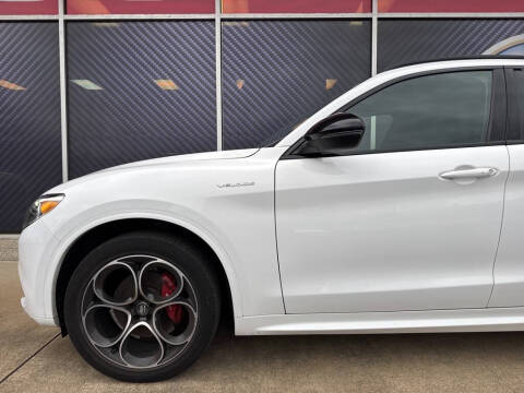 2022 Alfa Romeo Stelvio Veloce