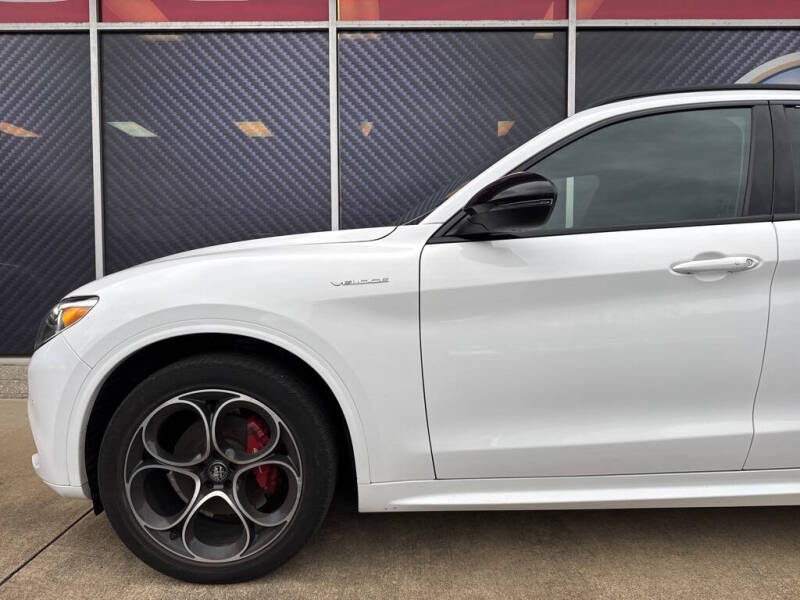 2022 Alfa Romeo Stelvio Veloce