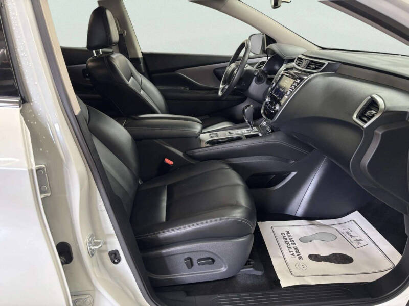 2023 Nissan Murano SV