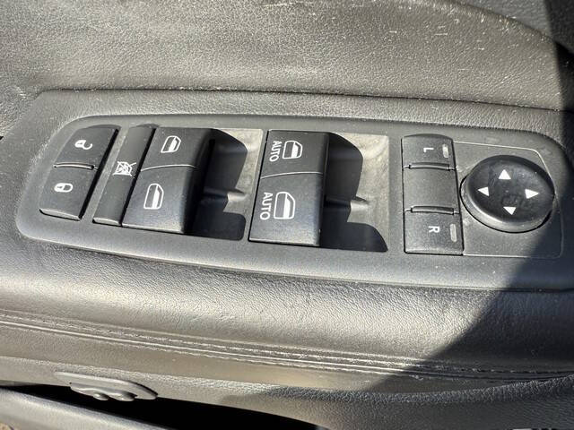 2011 Jeep Grand Cherokee Overland