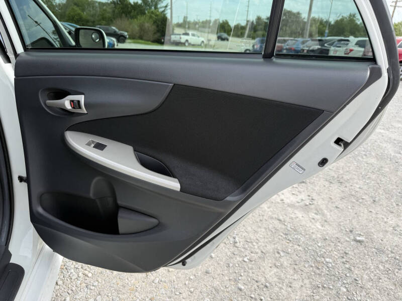 2012 Toyota Corolla LE