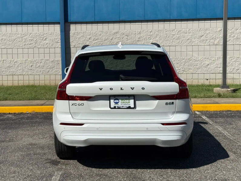 2022 Volvo XC60 B5 Momentum